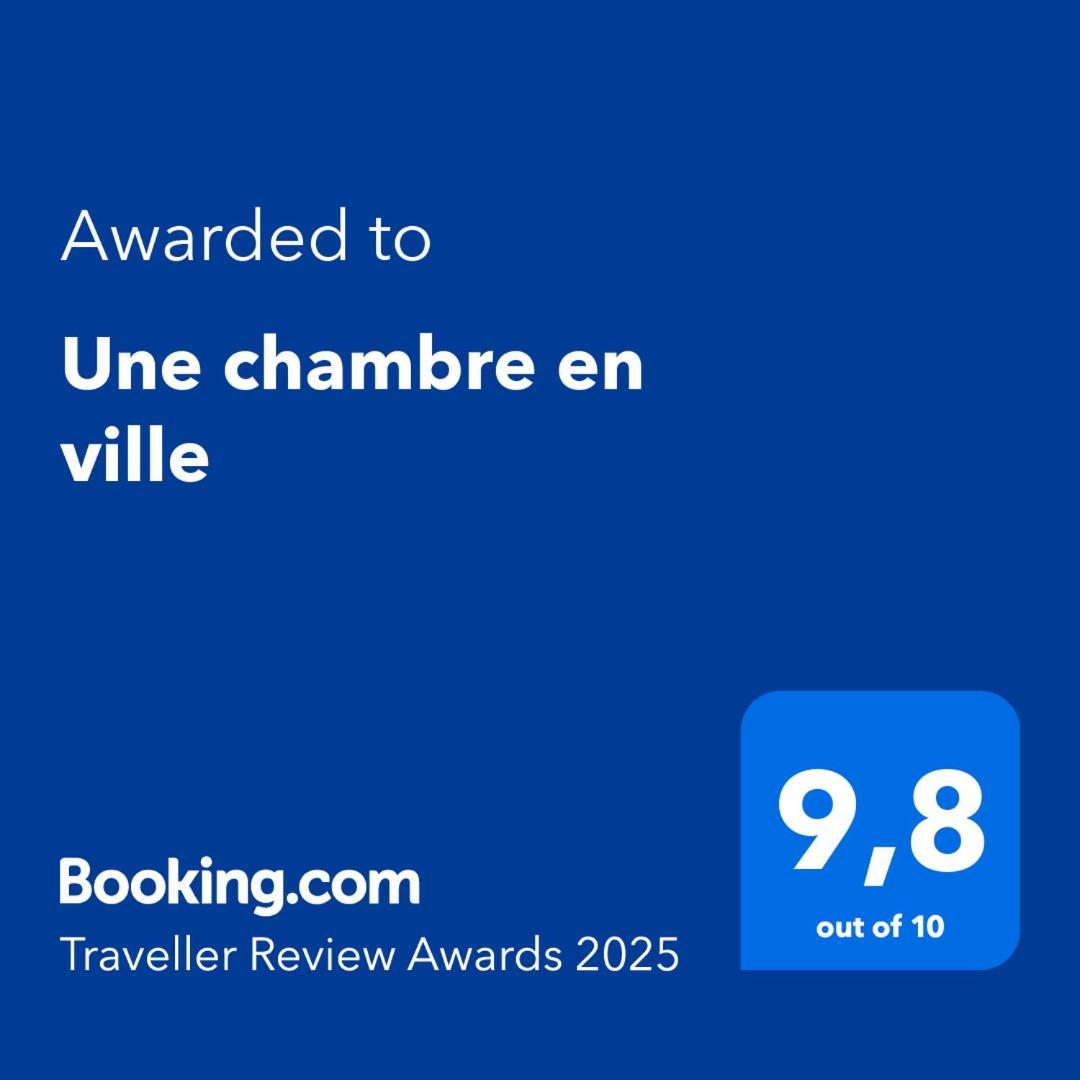 Une Chambre En Ville Домфрон Екстер'єр фото